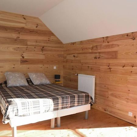 Gite A La Ferme, Au Coeur Du Mene Laurenan Экстерьер фото